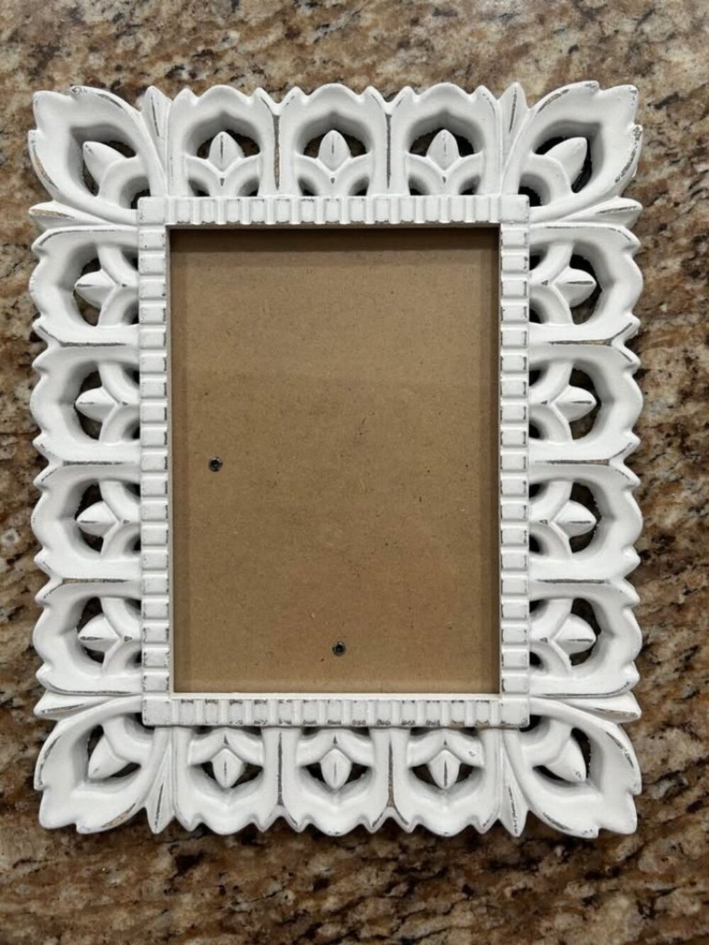 White Ornate Picture Frame for 5 x 7 picture